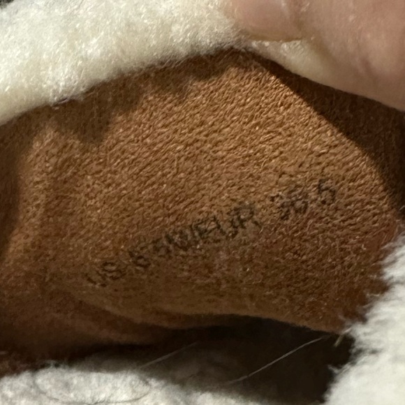 Vince Women's Kalina Shearling Slide Sandals Suede Sole Trim Creamy White Sz 6.5 - Picture 6 of 6